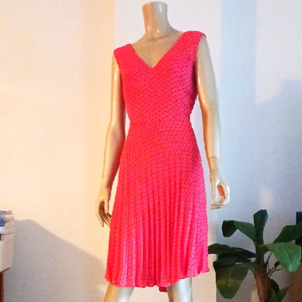 NWT Banana Republic Vibrant Red/white Midi Dress